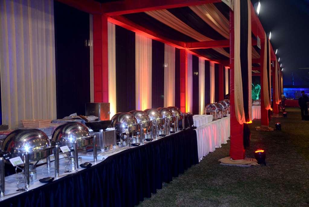 Ramada By Wyndham Varanasi Katesar Chandauli สิ่งอำนวยความสะดวก รูปภาพ