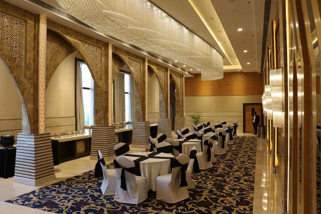 Ramada By Wyndham Varanasi Katesar Chandauli สิ่งอำนวยความสะดวก รูปภาพ