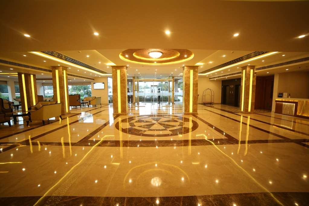 Ramada By Wyndham Varanasi Katesar Chandauli ภายใน รูปภาพ